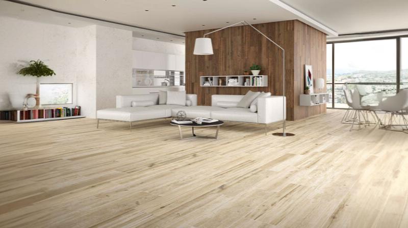 Ploščice v imitaciji lesa: naraven videz lesa z močjo keramike